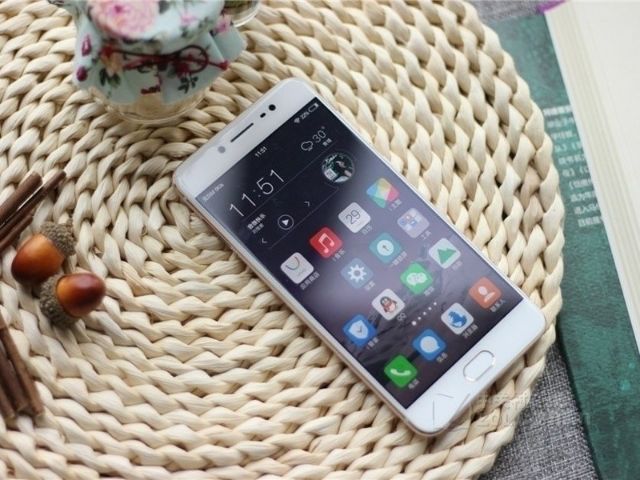 Refurbished Vivo Y67 32GB